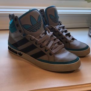 Adidas sneaker